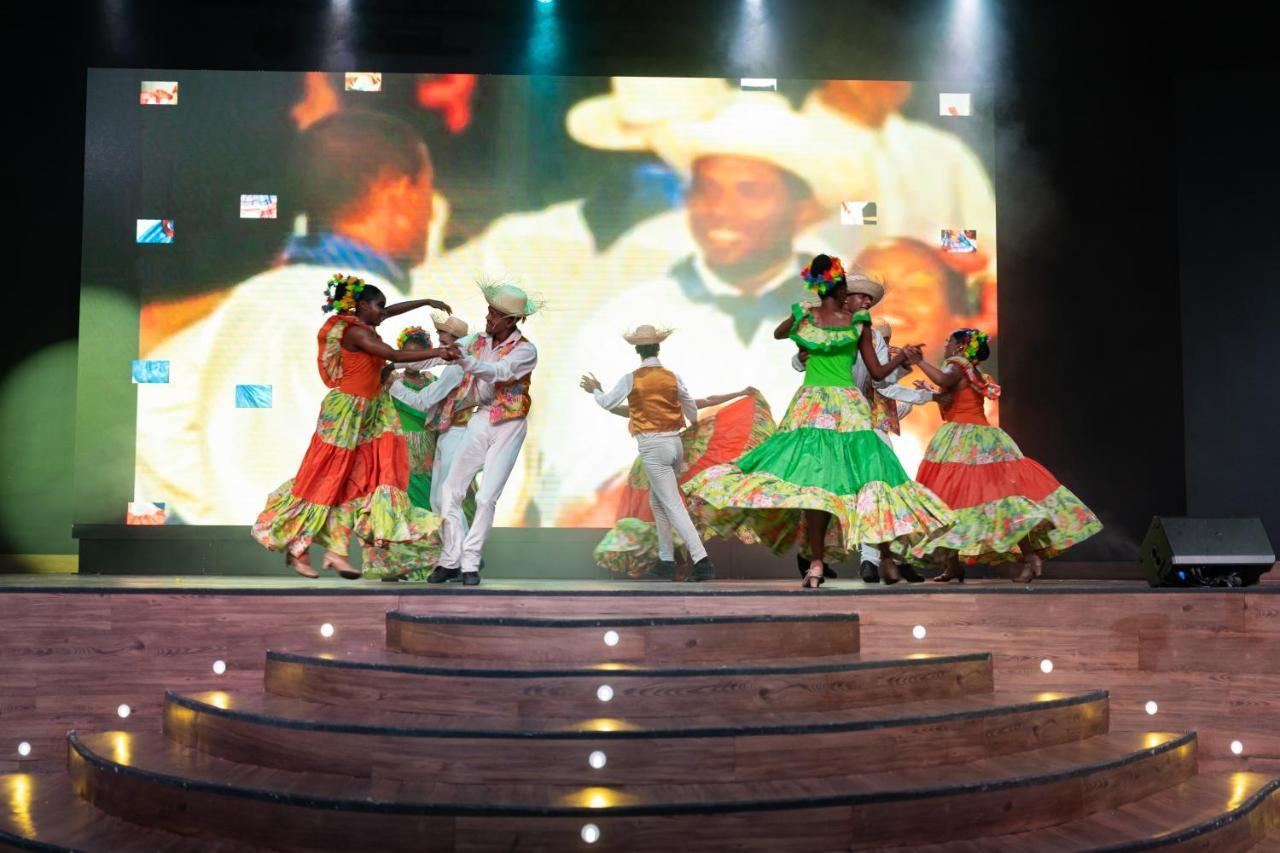 Caribe Deluxe Princess Punta Cana Esterno foto The opening ceremony of the 2015 African Union Summit